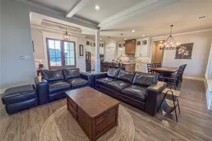 230 Low Bird Ln, Waxahachie, TX 75167 - Photo 7