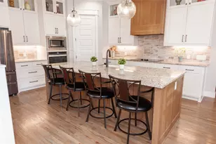 230 Low Bird Ln, Waxahachie, TX 75167 - Photo 1