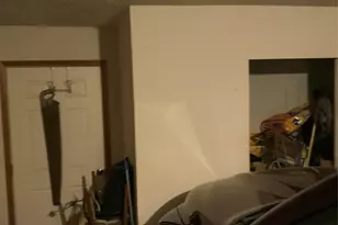 131 Hillcrest St, Jacksboro, TX 76458 - Photo 17