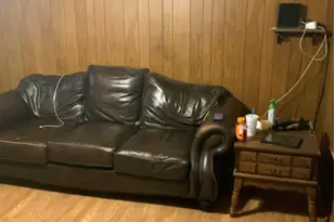 131 Hillcrest St, Jacksboro, TX 76458 - Photo 3