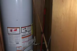 131 Hillcrest St, Jacksboro, TX 76458 - Photo 19