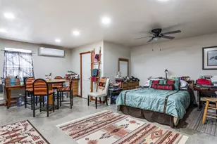 218 Homestead Ct, Lipan, TX 76462 - Photo 7