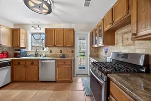 2525 Goldenrod Ave, Fort Worth, TX 76111 - Photo 5