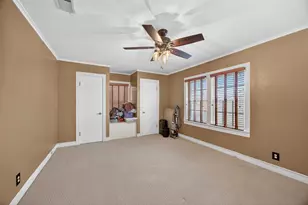 2525 Goldenrod Ave, Fort Worth, TX 76111 - Photo 11