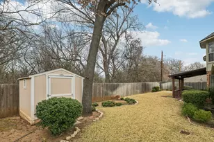 4519 Edge Creek Ln, Arlington, TX 76017 - Photo 23