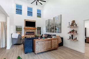 126 Egret Cir, Point, TX 75472 - Photo 7