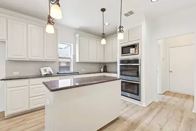 2509 Woodstone Court, Flower Mound, TX 75022 - Photo 21