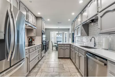 7312 Hialeah Circle W, North Richland Hills, TX 76182 - Photo 15