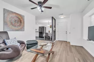 1319/1321 Parkway Ct, Arlington, TX 76010 - Photo 5