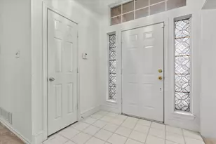 1021 Crestwood Ct, DeSoto, TX 75115 - Photo 5