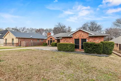 1021 Crestwood Court, DeSoto, TX 75115 - Photo 3