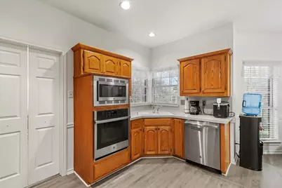 1021 Crestwood Court, DeSoto, TX 75115 - Photo 17