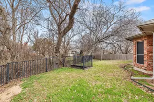 1021 Crestwood Ct, DeSoto, TX 75115 - Photo 31