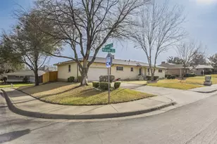 2740 Maceo Cir, Dallas, TX 75216 - Photo 1