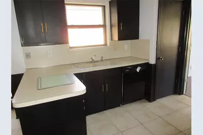 302 Cardinal Creek Drive, Duncanville, TX 75137 - Photo 7