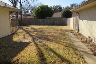 302 Cardinal Creek Dr, Duncanville, TX 75137 - Photo 5
