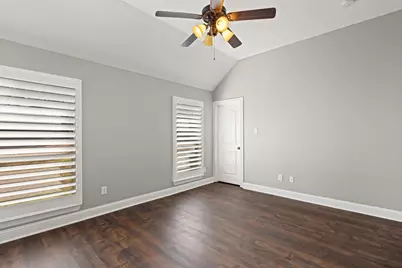 8526 Kingsley Circle, Granbury, TX 76049 - Photo 13