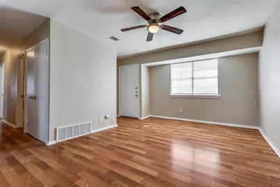 605 Rosewood Hills Drive, Garland, TX 75040 - Photo 3