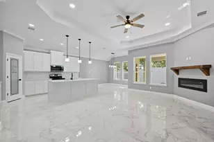 2513 Laurel St, Grand Prairie, TX 75050 - Photo 3