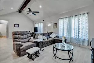 108 Dexter Ln, Poolville, TX 76487 - Photo 5