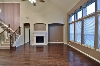 2911 Velero Drive, Grand Prairie, TX 75054 - Photo 3
