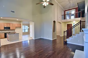 2911 Velero Dr, Grand Prairie, TX 75054 - Photo 7