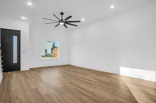 305 Eggar St, Waxahachie, TX 75165 - Photo 7