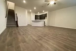 2405 Klamath Dr, Lewisville, TX 75056 - Photo 3