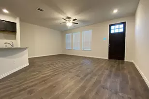 2405 Klamath Dr, Lewisville, TX 75056 - Photo 9