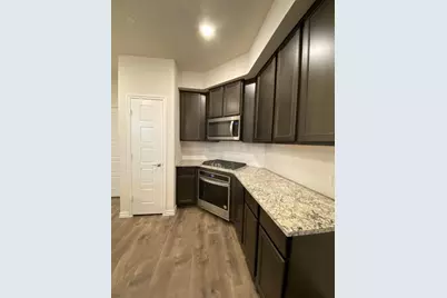 2405 Klamath Drive, Lewisville, TX 75056 - Photo 7