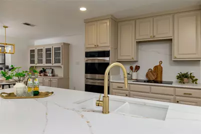 21 Cliffside Drive, Edgecliff Village, TX 76134 - Photo 15