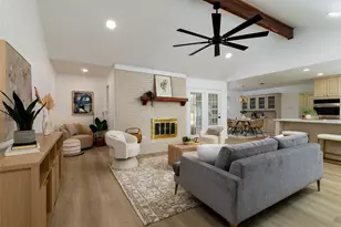 21 Cliffside Dr, Edgecliff Village, TX 76134 - Photo 7