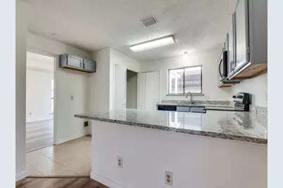 917 Westover Drive, Lancaster, TX 75134 - Photo 7