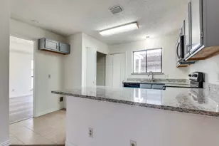 917 Westover Dr, Lancaster, TX 75134 - Photo 7