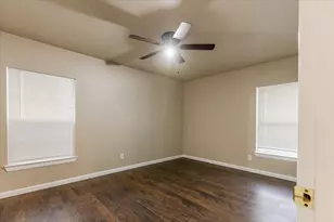 1445 Templecliff Dr, Dallas, TX 75217 - Photo 19