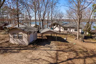 305 S Park Rd, Scroggins, TX 75480 - Photo 9