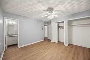 2438 Lasalle Dr, Irving, TX 75062 - Photo 23