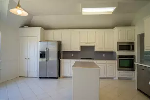 492 Shade Tree Cir, Hurst, TX 76054 - Photo 11