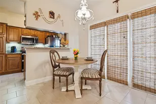 2106 Amesbury Dr, Arlington, TX 76011 - Photo 7