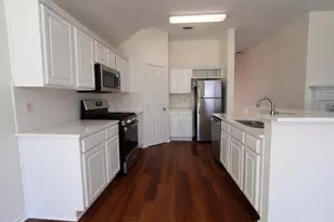 9221 Harrisburg Ln, McKinney, TX 75071 - Photo 5