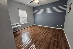 760 Bradford St, Lantana, TX 76226 - Photo 5