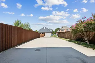 11001 Walden Ct, Frisco, TX 75033 - Photo 37