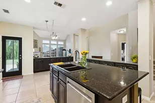 11001 Walden Ct, Frisco, TX 75033 - Photo 17