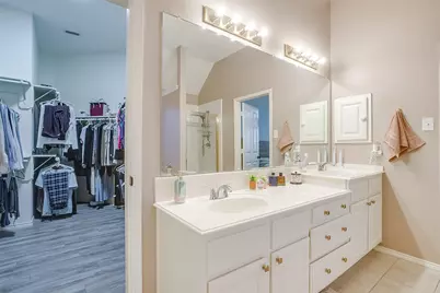 6425 Greenbriar Lane, Fort Worth, TX 76132 - Photo 17