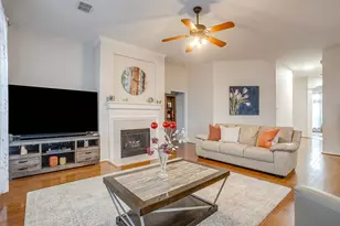 6425 Greenbriar Ln, Fort Worth, TX 76132 - Photo 7