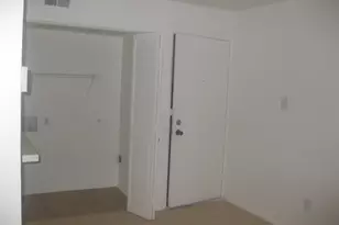 2610 Lakehill Ln, Carrollton, TX 75006 - Photo 17