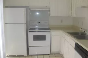 2610 Lakehill Ln, Carrollton, TX 75006 - Photo 13