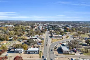 603 Lilly St, Cleburne, TX 76033 - Photo 29