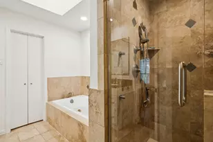 6023 Black Berry Ln, Dallas, TX 75248 - Photo 17