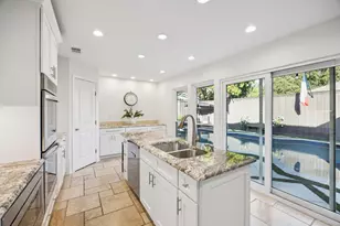 6023 Black Berry Ln, Dallas, TX 75248 - Photo 9